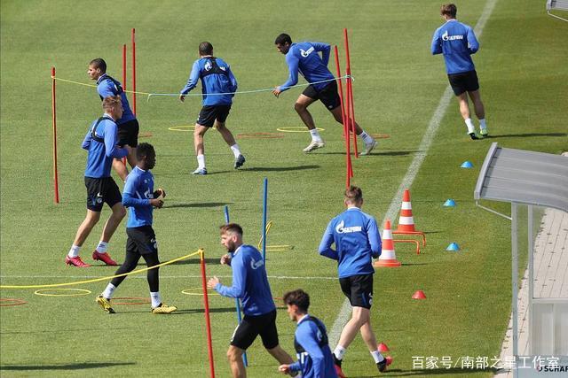 中国足协启动“中国之队青少年励志计划”